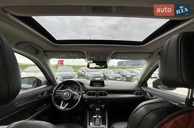 Позашляховик / Кросовер Mazda CX-5 2017 в 