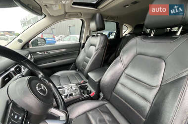 Позашляховик / Кросовер Mazda CX-5 2017 в 