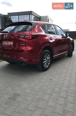 Внедорожник / Кроссовер Mazda CX-5 2023 в 