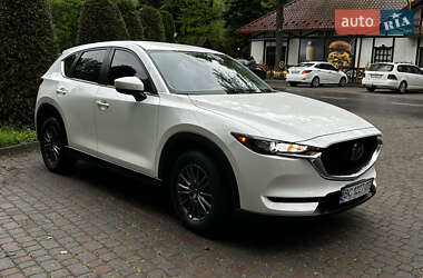 Позашляховик / Кросовер Mazda CX-5 2020 в 