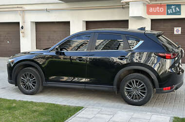Внедорожник / Кроссовер Mazda CX-5 2017 в 