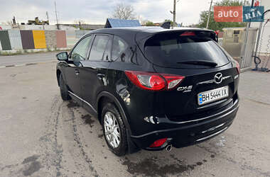 Внедорожник / Кроссовер Mazda CX-5 2014 в 