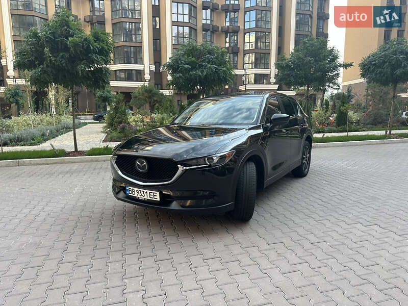Внедорожник / Кроссовер Mazda CX-5 2018 в 