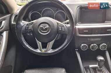 Позашляховик / Кросовер Mazda CX-5 2016 в 