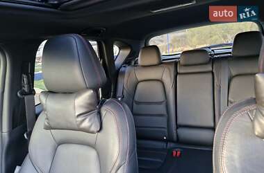 Позашляховик / Кросовер Mazda CX-5 2022 в 