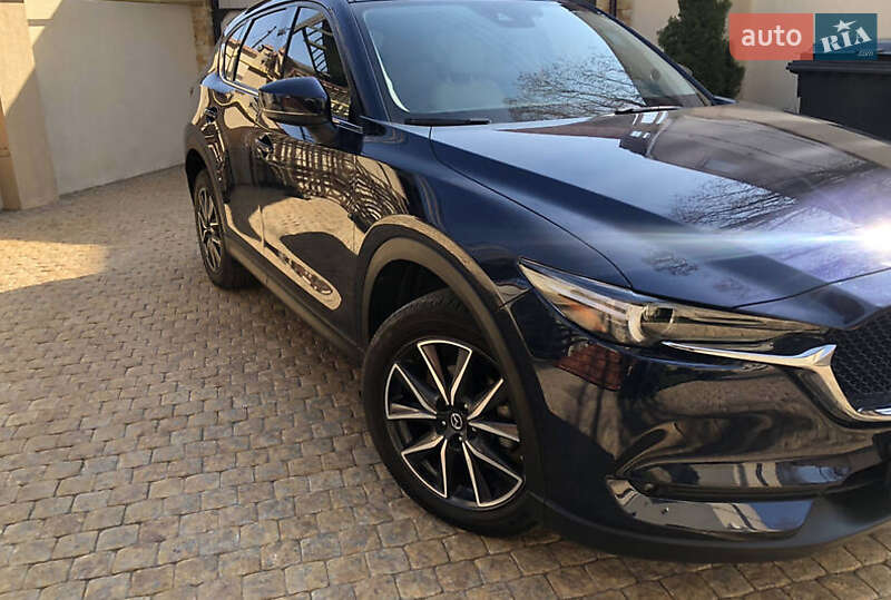 Позашляховик / Кросовер Mazda CX-5 2017 в Києві
