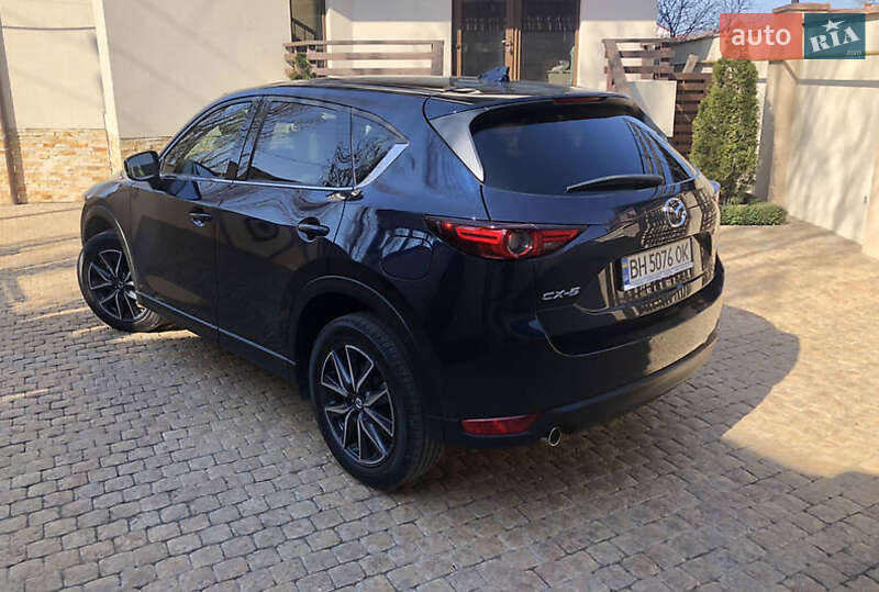 Позашляховик / Кросовер Mazda CX-5 2017 в Києві