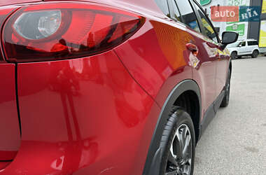 Позашляховик / Кросовер Mazda CX-5 2016 в 