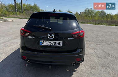 Позашляховик / Кросовер Mazda CX-5 2015 в 