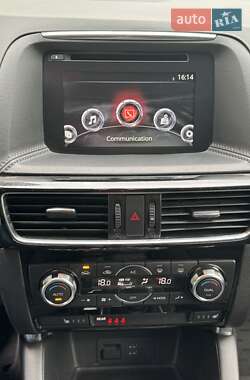 Позашляховик / Кросовер Mazda CX-5 2015 в 
