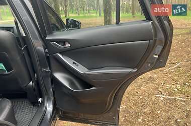 Позашляховик / Кросовер Mazda CX-5 2013 в 