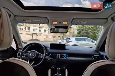 Позашляховик / Кросовер Mazda CX-5 2022 в 