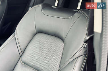 Внедорожник / Кроссовер Mazda CX-5 2023 в 