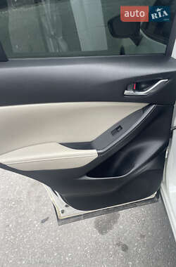 Внедорожник / Кроссовер Mazda CX-5 2012 в 