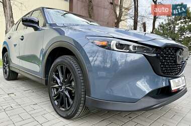 Позашляховик / Кросовер Mazda CX-5 2022 в 