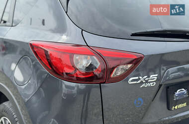 Позашляховик / Кросовер Mazda CX-5 2016 в 
