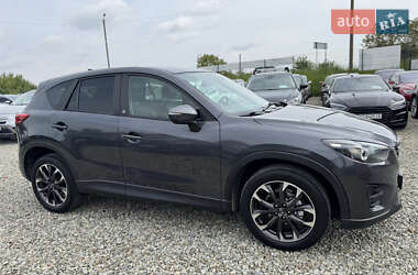 Позашляховик / Кросовер Mazda CX-5 2016 в 