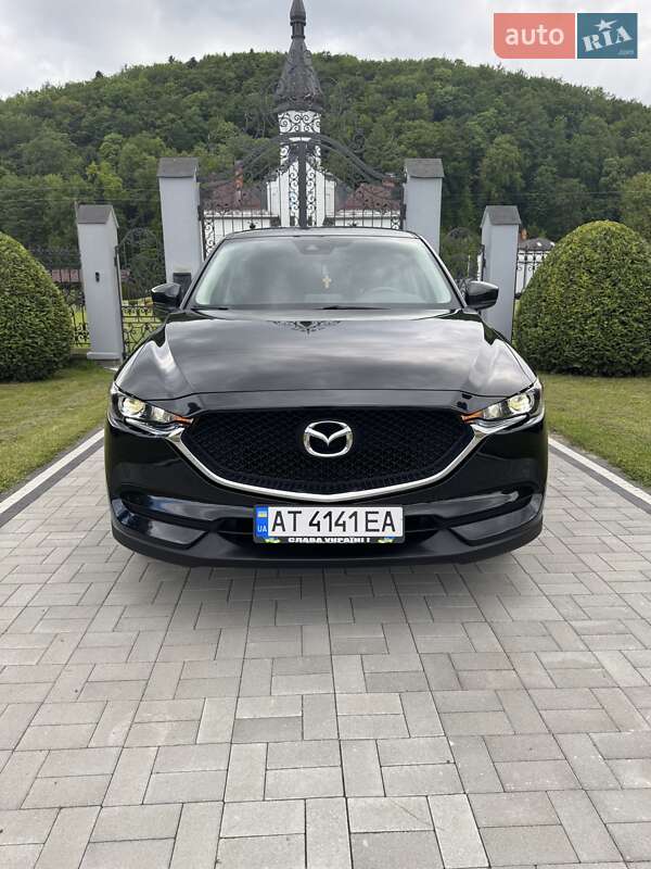 Позашляховик / Кросовер Mazda CX-5 2017 в Долині
