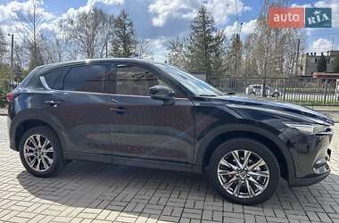 Позашляховик / Кросовер Mazda CX-5 2021 в 