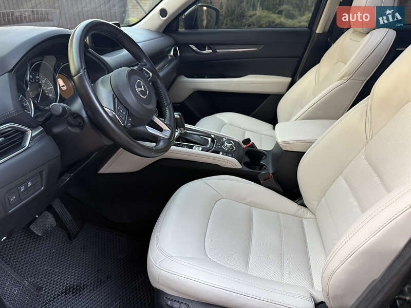 Внедорожник / Кроссовер Mazda CX-5 2017 в Днепре