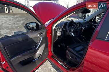 Позашляховик / Кросовер Mazda CX-5 2015 в 