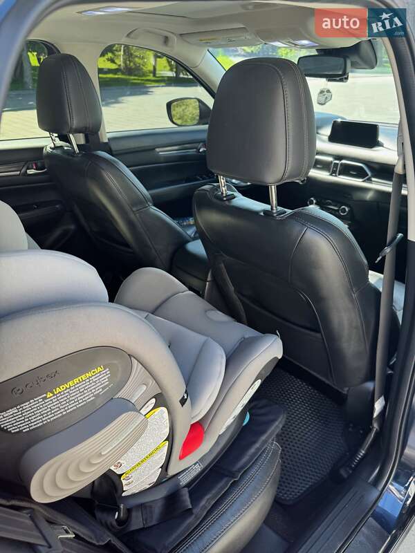 Позашляховик / Кросовер Mazda CX-5 2017 в Світловодську