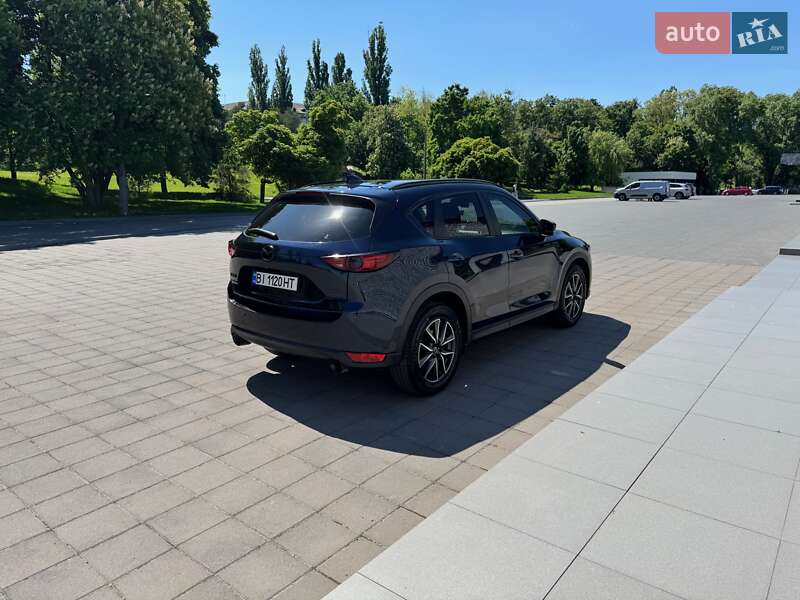 Позашляховик / Кросовер Mazda CX-5 2017 в Світловодську