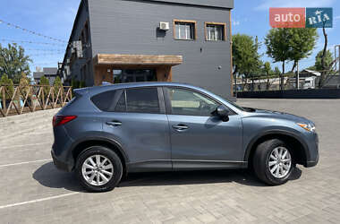 Позашляховик / Кросовер Mazda CX-5 2015 в 