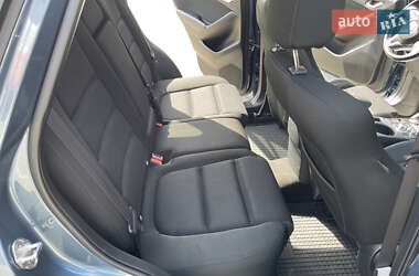 Позашляховик / Кросовер Mazda CX-5 2015 в 