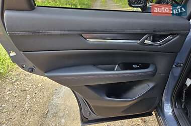 Позашляховик / Кросовер Mazda CX-5 2022 в 