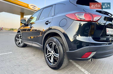 Позашляховик / Кросовер Mazda CX-5 2012 в 