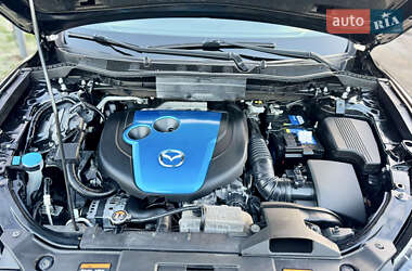 Позашляховик / Кросовер Mazda CX-5 2012 в 