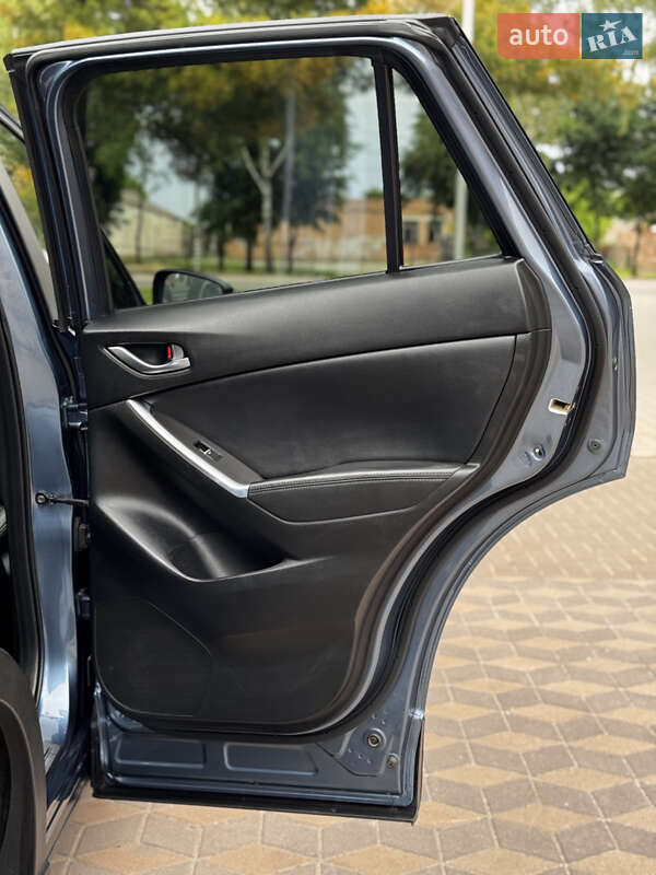 Позашляховик / Кросовер Mazda CX-5 2015 в Лубнах