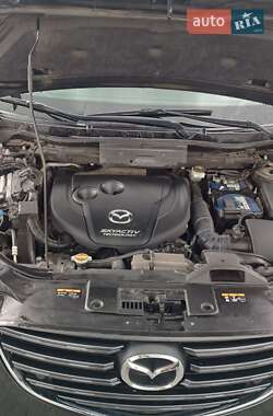 Внедорожник / Кроссовер Mazda CX-5 2015 в 