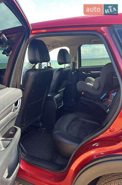 Позашляховик / Кросовер Mazda CX-5 2017 в 