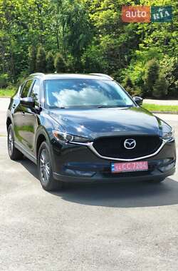 Позашляховик / Кросовер Mazda CX-5 2017 в 