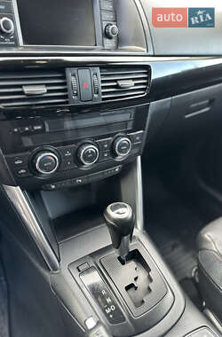 Внедорожник / Кроссовер Mazda CX-5 2013 в 