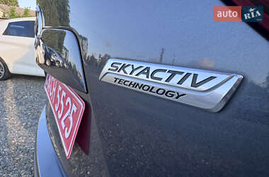 Позашляховик / Кросовер Mazda CX-5 2013 в 