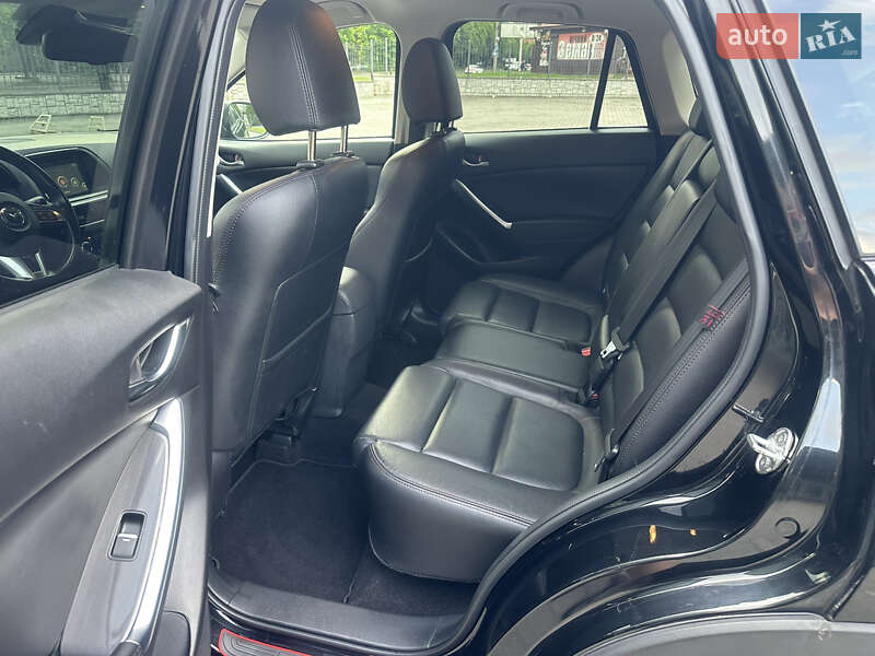Позашляховик / Кросовер Mazda CX-5 2016 в Луцьку