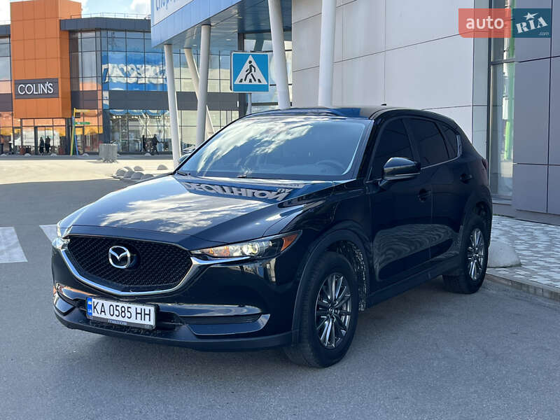 Позашляховик / Кросовер Mazda CX-5 2018 в 