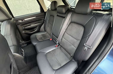 Позашляховик / Кросовер Mazda CX-5 2019 в 