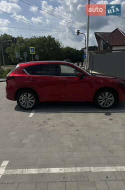 Позашляховик / Кросовер Mazda CX-5 2023 в 
