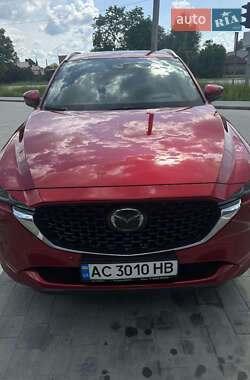 Позашляховик / Кросовер Mazda CX-5 2023 в 