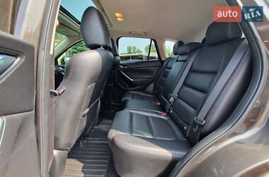 Позашляховик / Кросовер Mazda CX-5 2016 в 