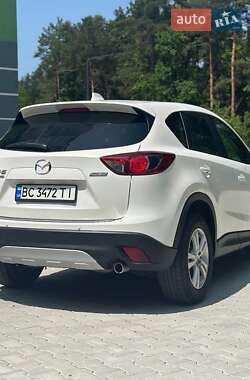 Позашляховик / Кросовер Mazda CX-5 2012 в 