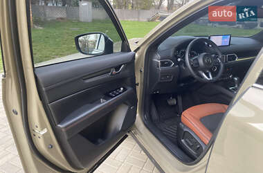 Внедорожник / Кроссовер Mazda CX-5 2023 в 