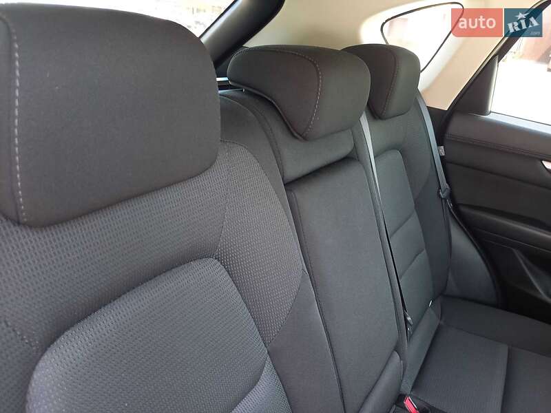 Внедорожник / Кроссовер Mazda CX-5 2017 в Черкассах