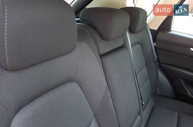 Внедорожник / Кроссовер Mazda CX-5 2017 в 