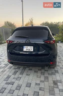 Позашляховик / Кросовер Mazda CX-5 2018 в 
