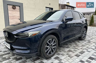 Позашляховик / Кросовер Mazda CX-5 2018 в 
